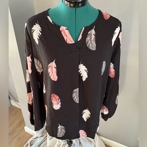 SHEIN Black Blouse with Feather Print